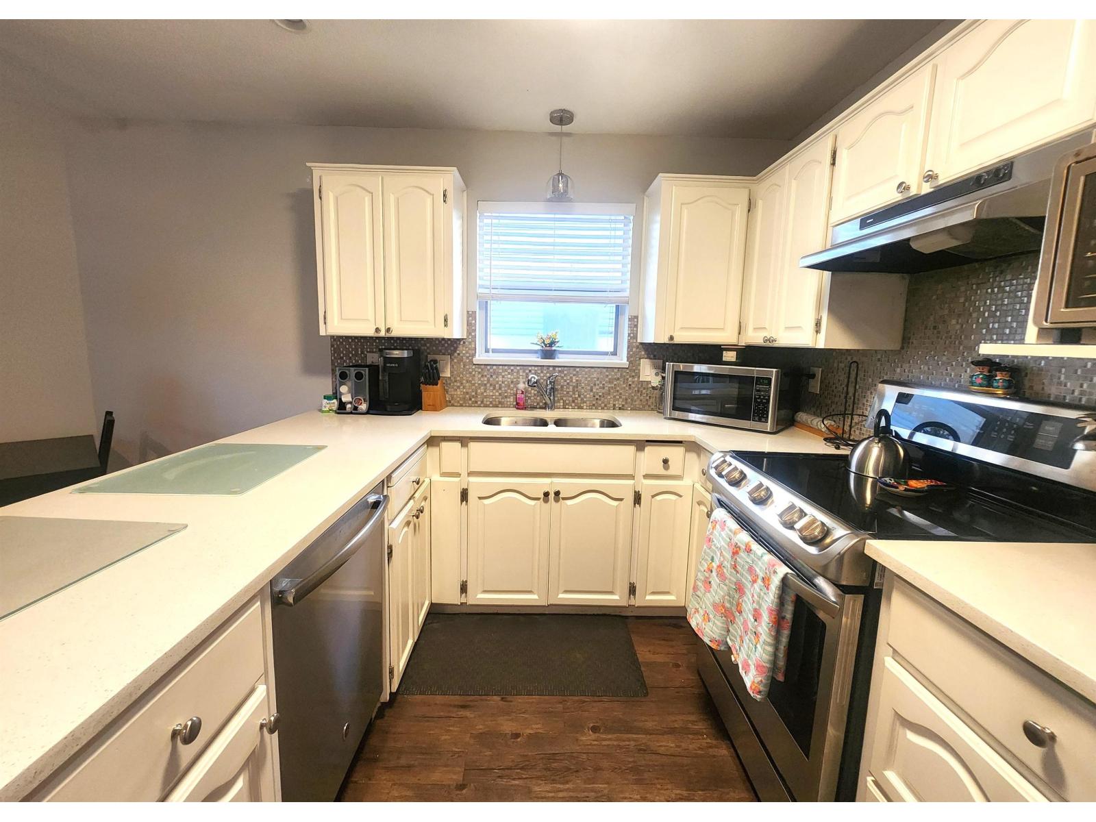 Photo 17 of 44 8889 212 Street, Langley BC