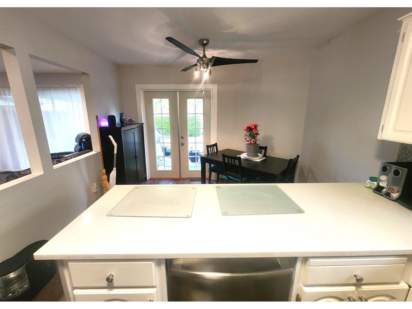 Photo 20 of 44 8889 212 Street, Langley BC