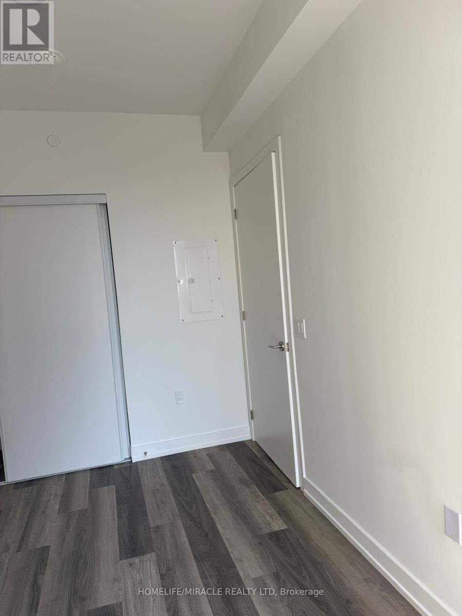 Photo 33 of 209 6 Chartwell Road S, Toronto ON