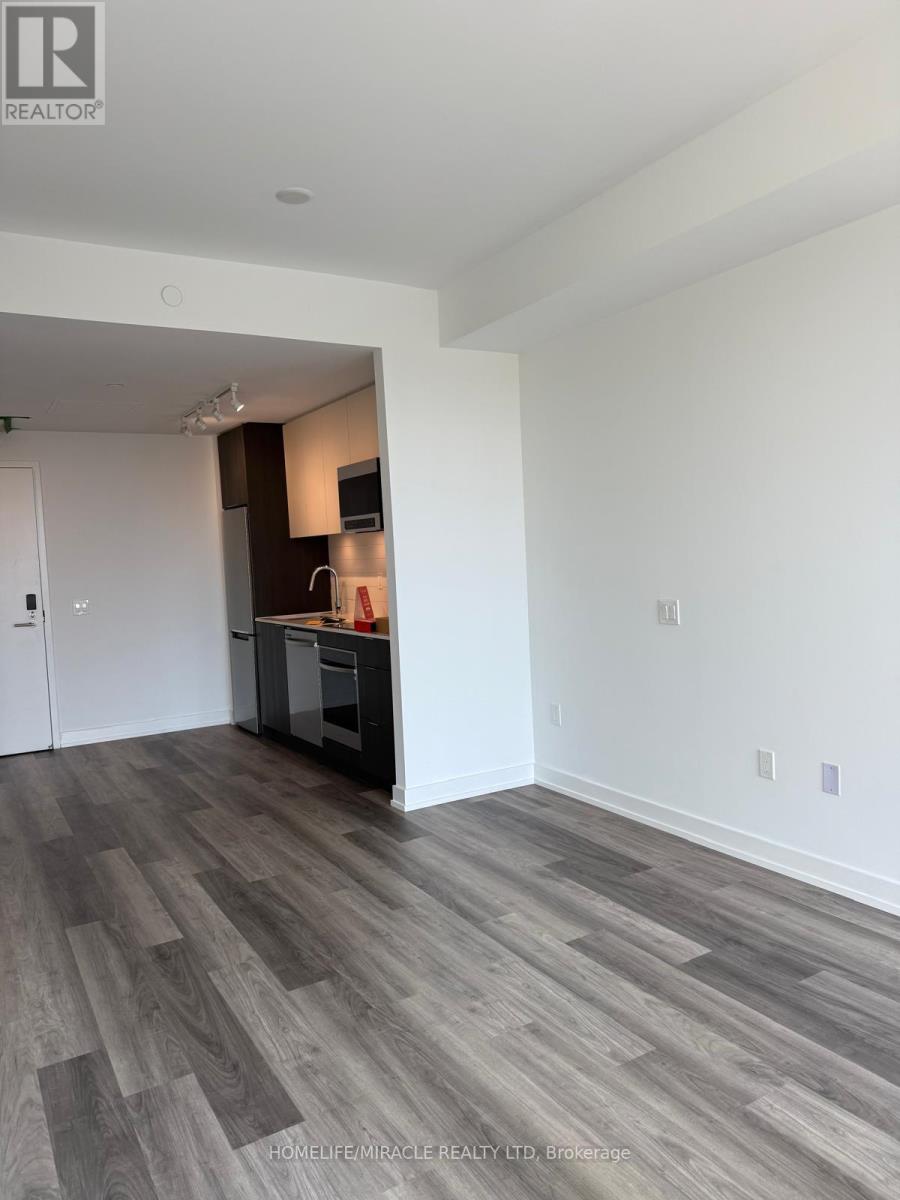 Photo 24 of 209 6 Chartwell Road S, Toronto ON