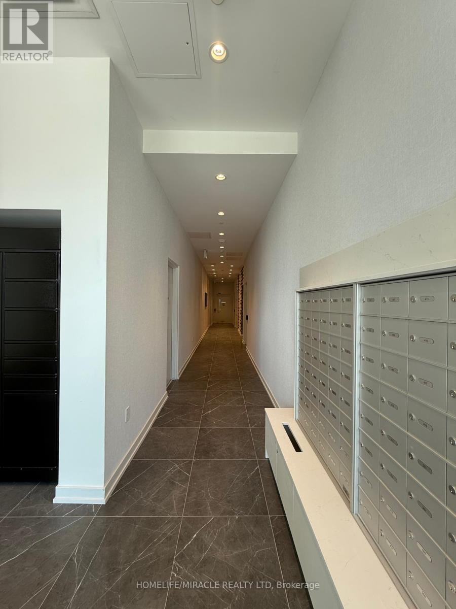 Photo 6 of 209 6 Chartwell Road S, Toronto ON
