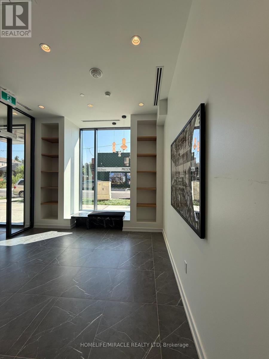 Photo 5 of 209 6 Chartwell Road S, Toronto ON