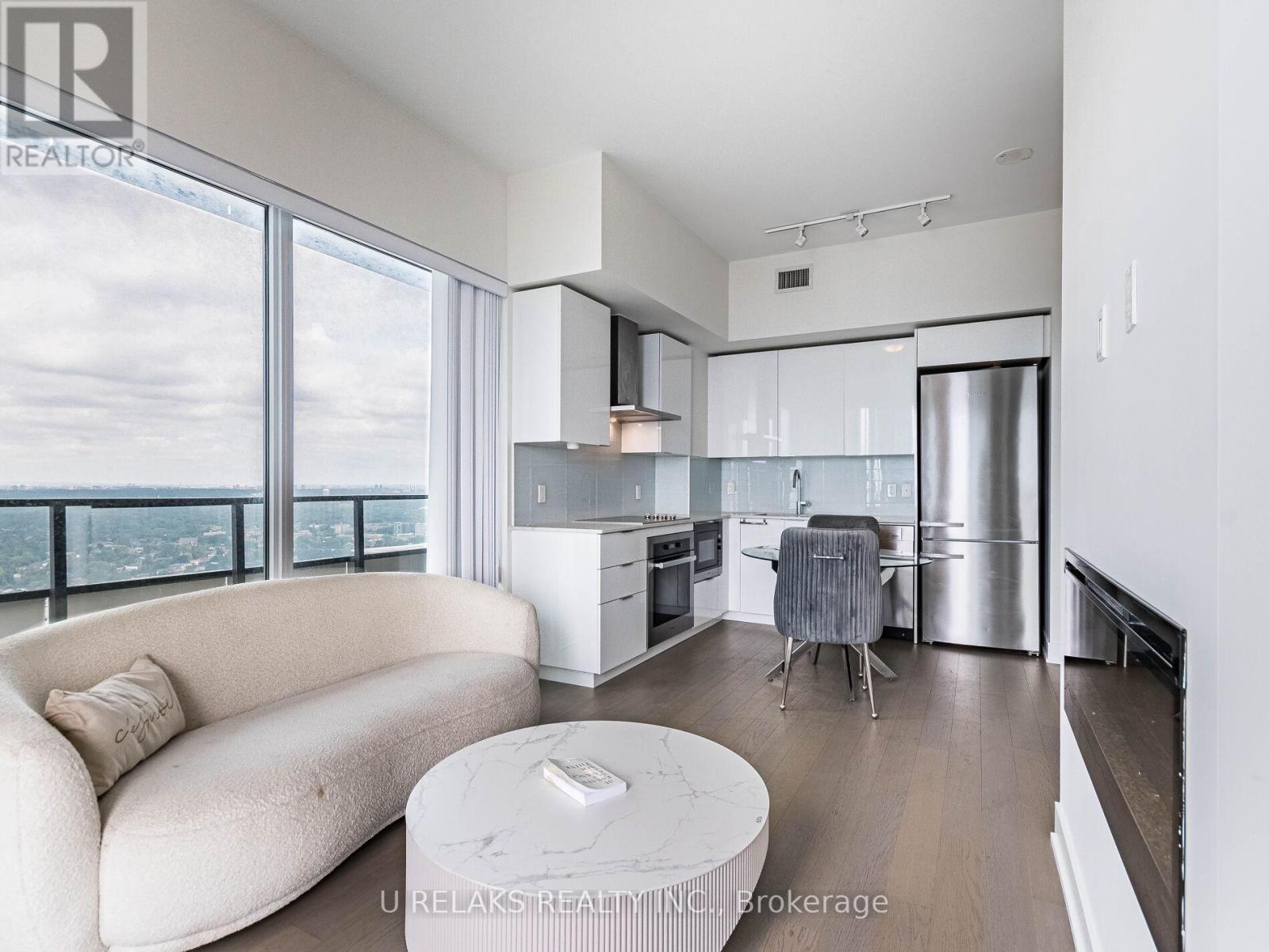 Photo 13 of 4701 20 Shore Breeze Drive, Toronto ON
