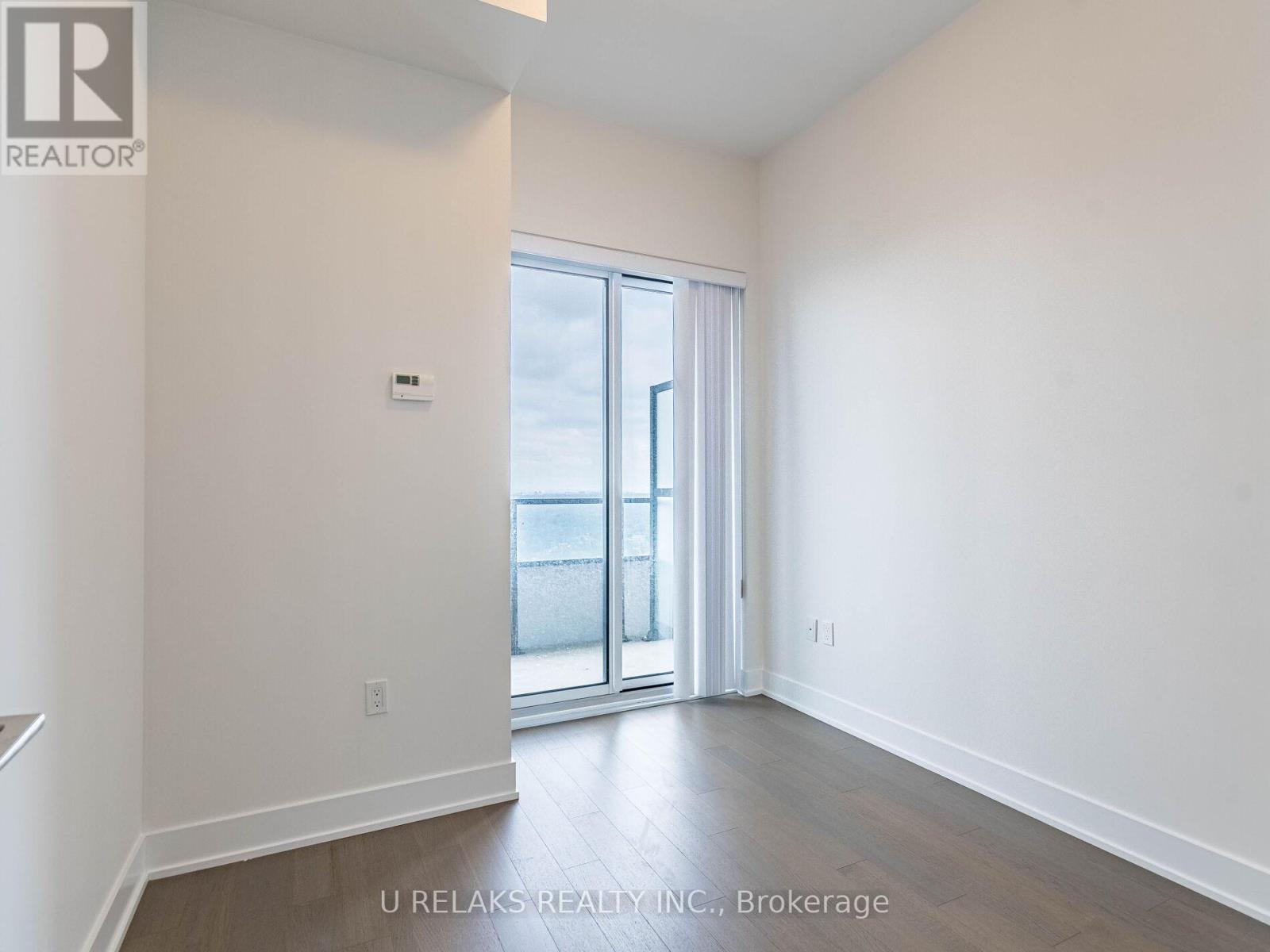 Photo 18 of 4701 20 Shore Breeze Drive, Toronto ON