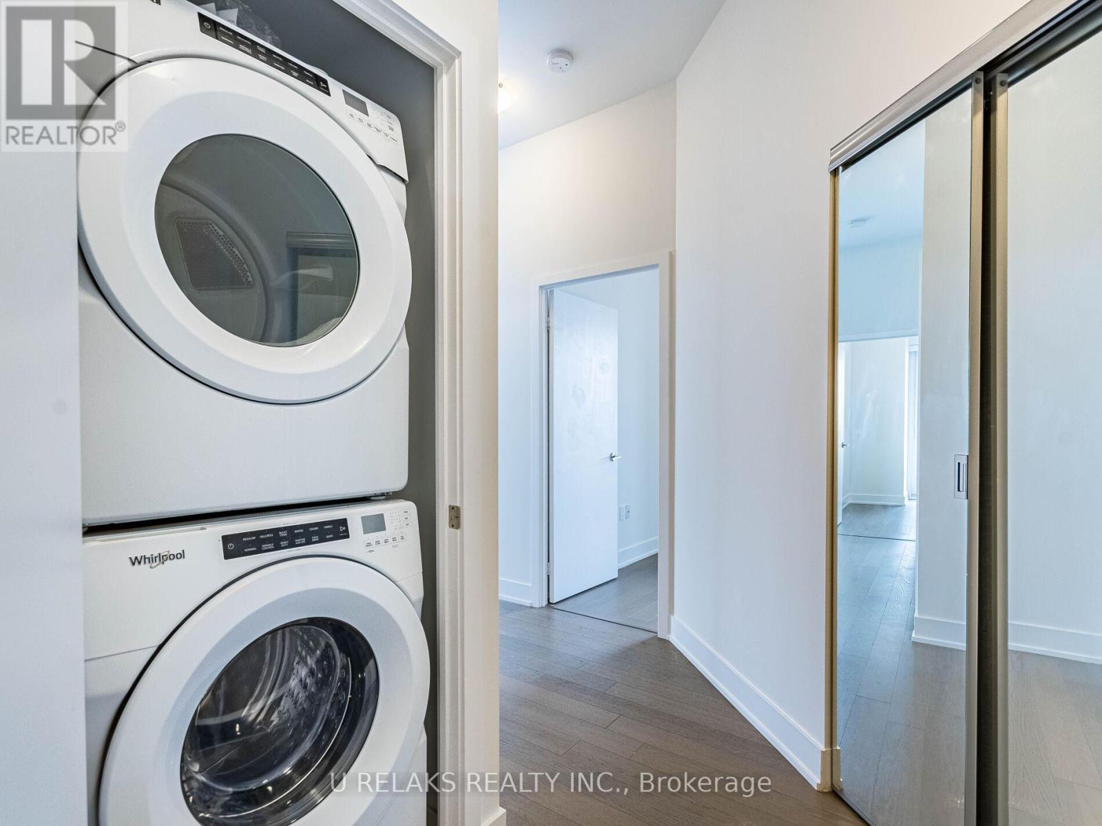 Photo 22 of 4701 20 Shore Breeze Drive, Toronto ON