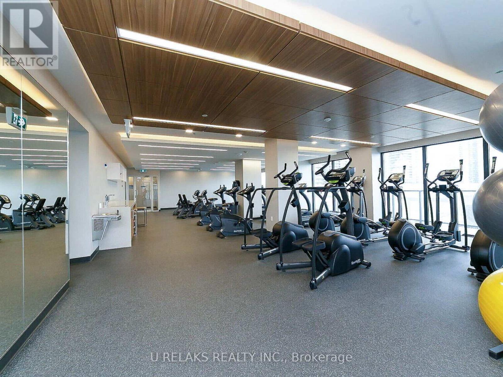 Photo 37 of 4701 20 Shore Breeze Drive, Toronto ON