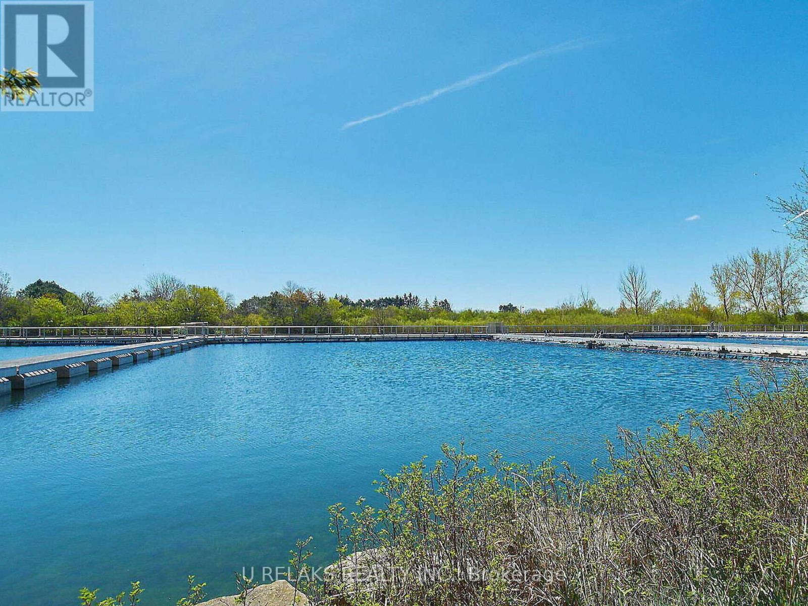 Photo 45 of 4701 20 Shore Breeze Drive, Toronto ON