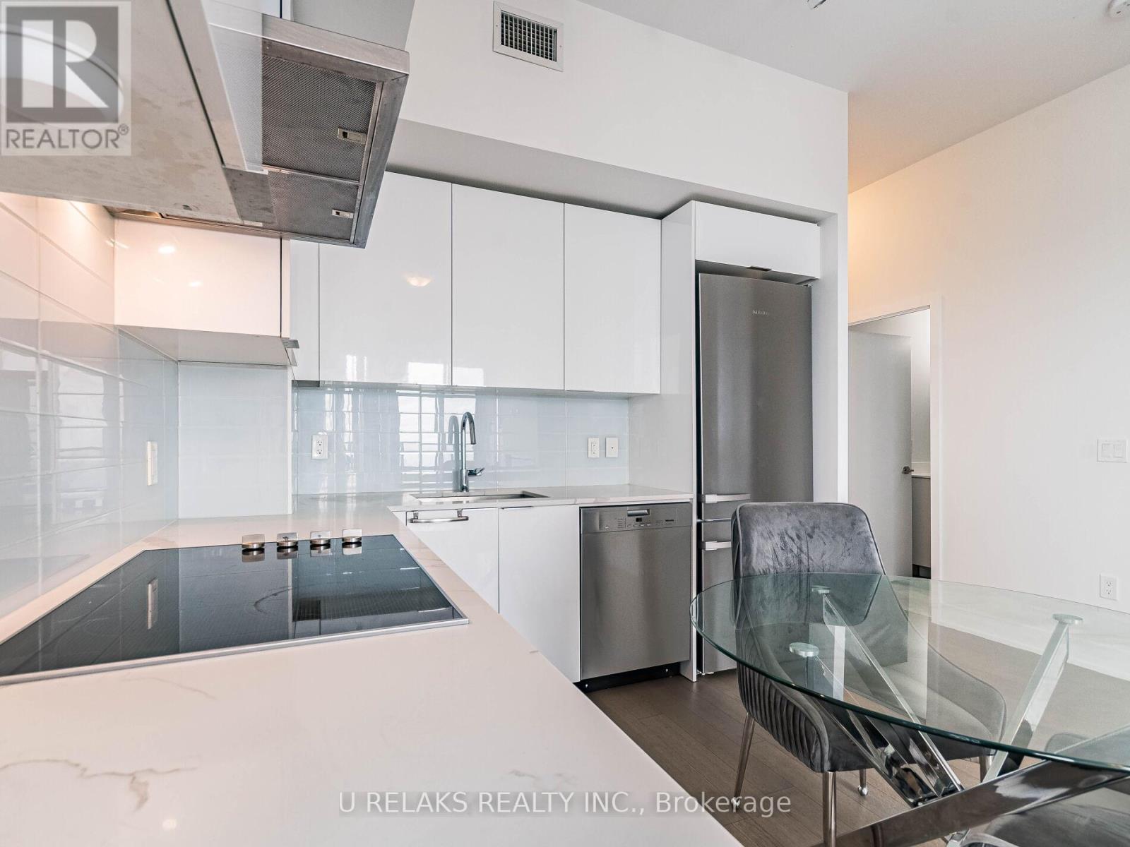 Photo 9 of 4701 20 Shore Breeze Drive, Toronto ON