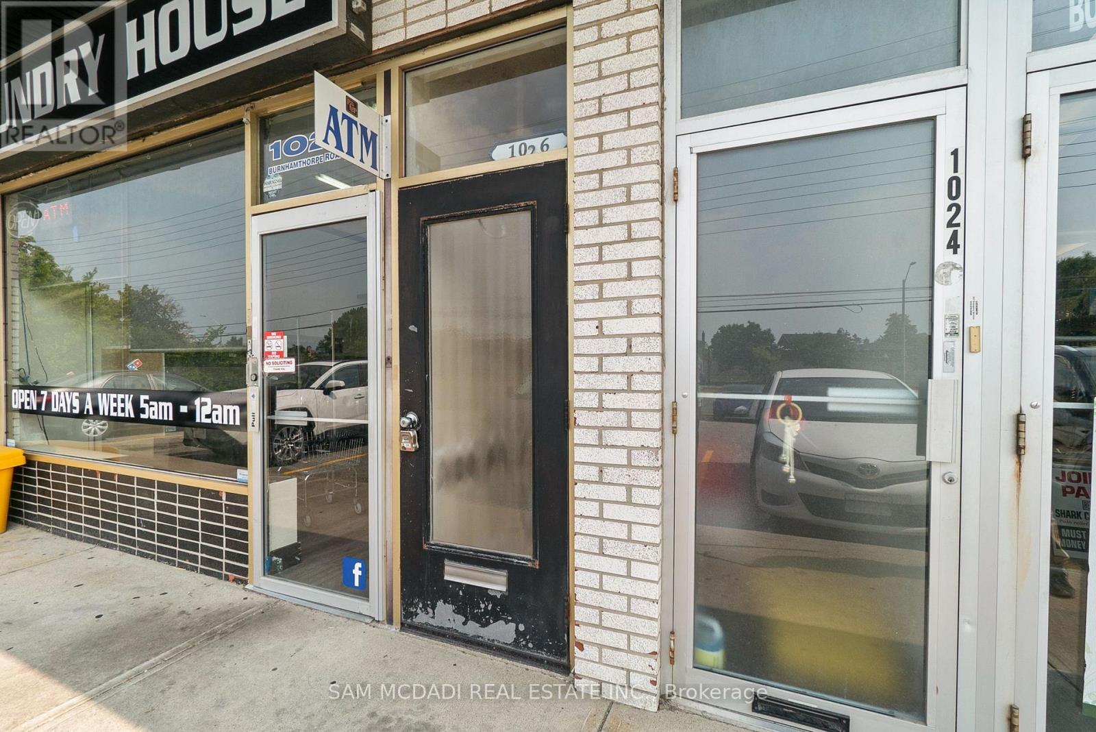 Photo 1 of 1026 Burnhamthorpe Road E, Mississauga ON