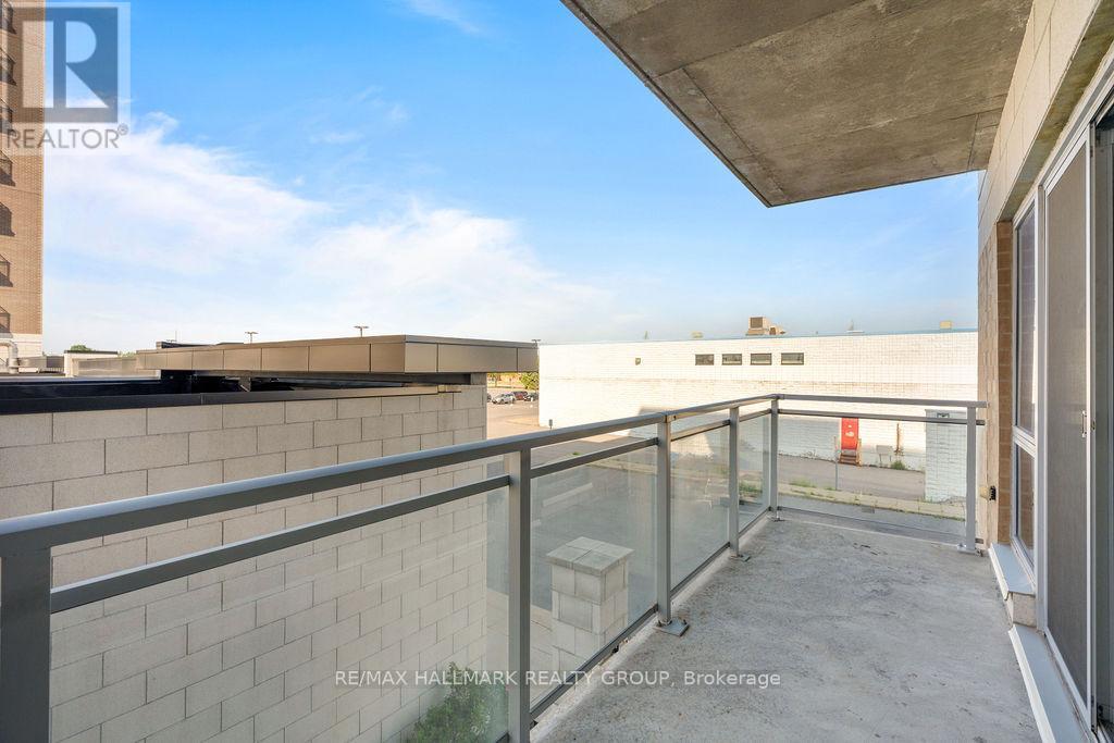 Photo 15 of 210 330 Titan Private, Ottawa ON