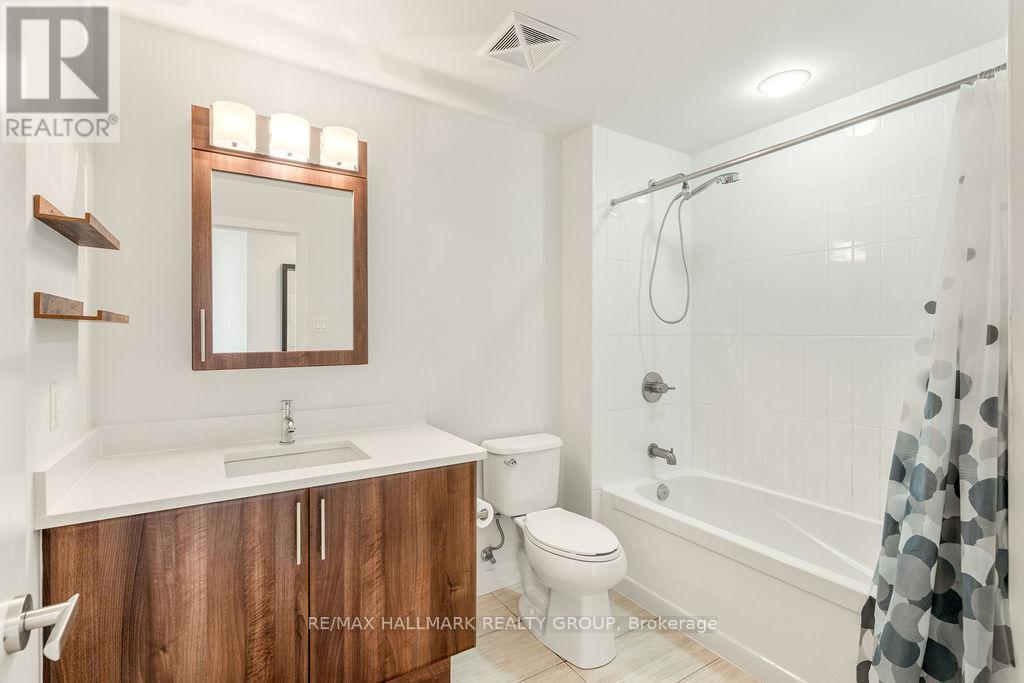 Photo 23 of 210 330 Titan Private, Ottawa ON