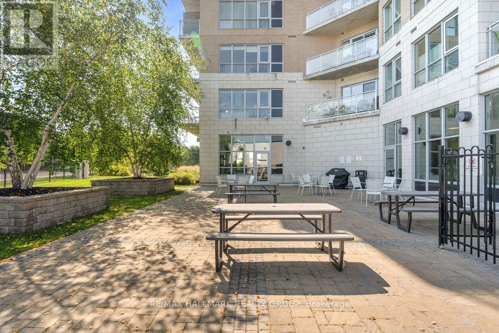 Photo 31 of 210 330 Titan Private, Ottawa ON