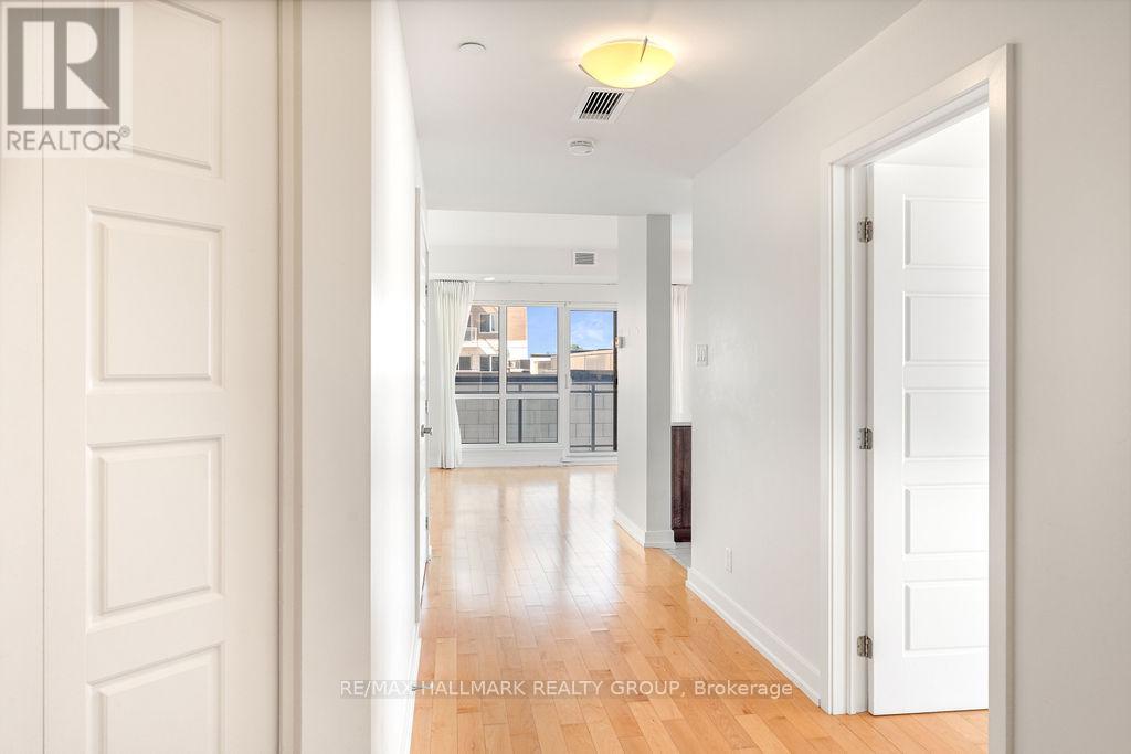 Photo 6 of 210 330 Titan Private, Ottawa ON