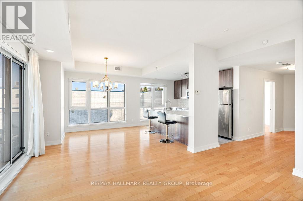 Photo 7 of 210 330 Titan Private, Ottawa ON
