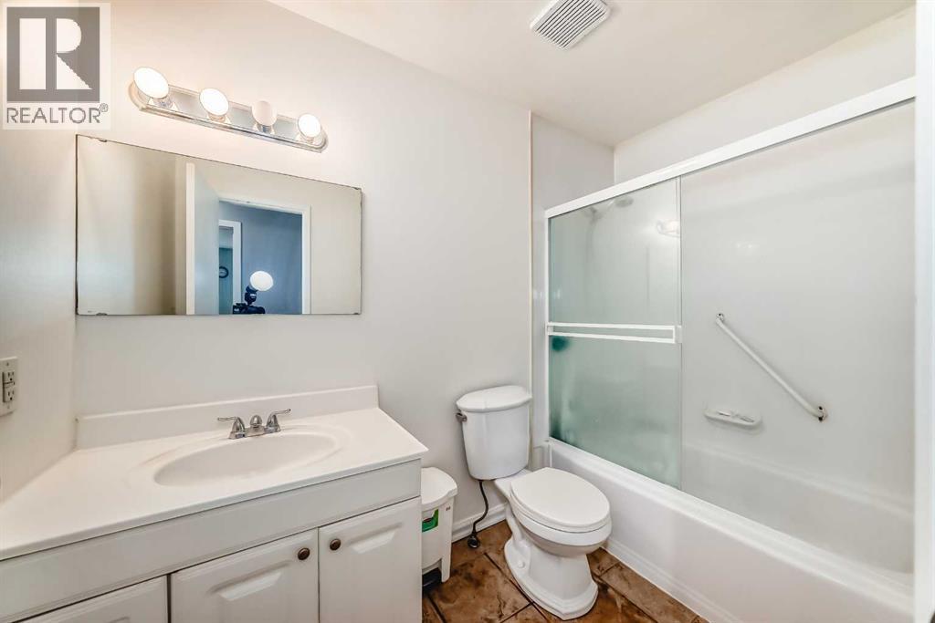 Single Family House for Sale in   Braniff Road SW Braeside Calgary 