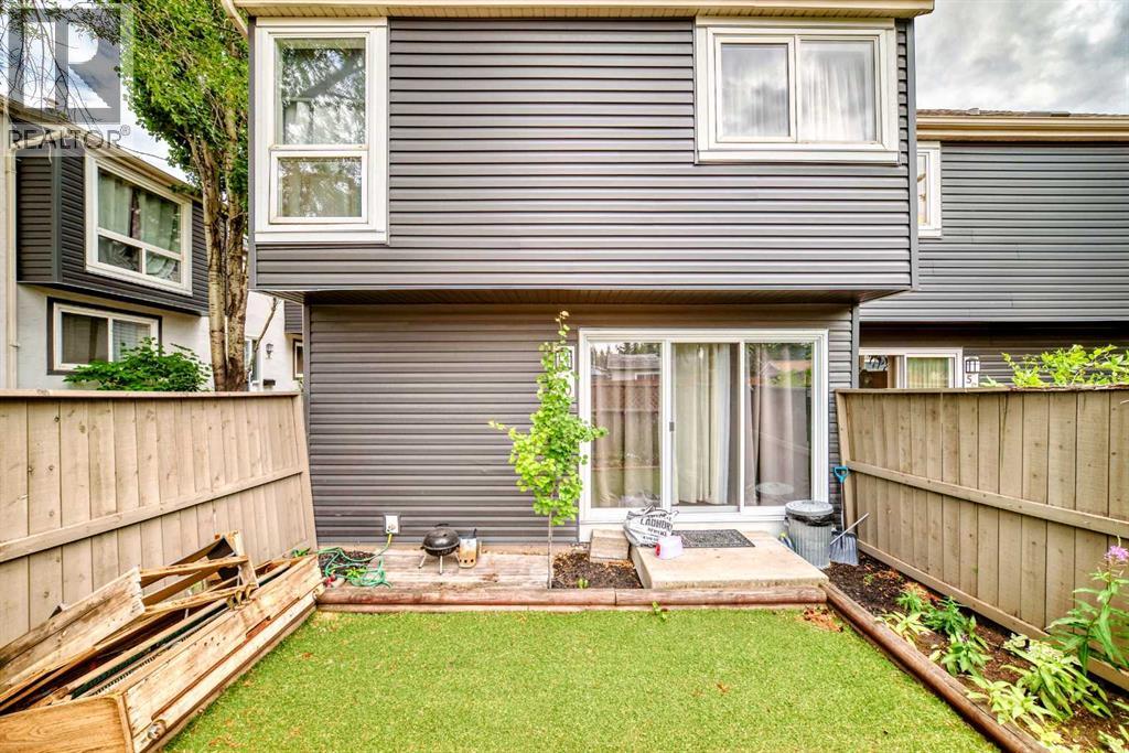 Single Family House for Sale in   Braniff Road SW Braeside Calgary 