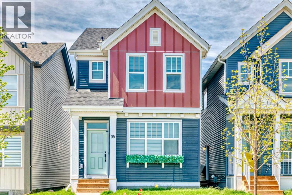 95 Heirloom Boulevard SE, Calgary, Alberta