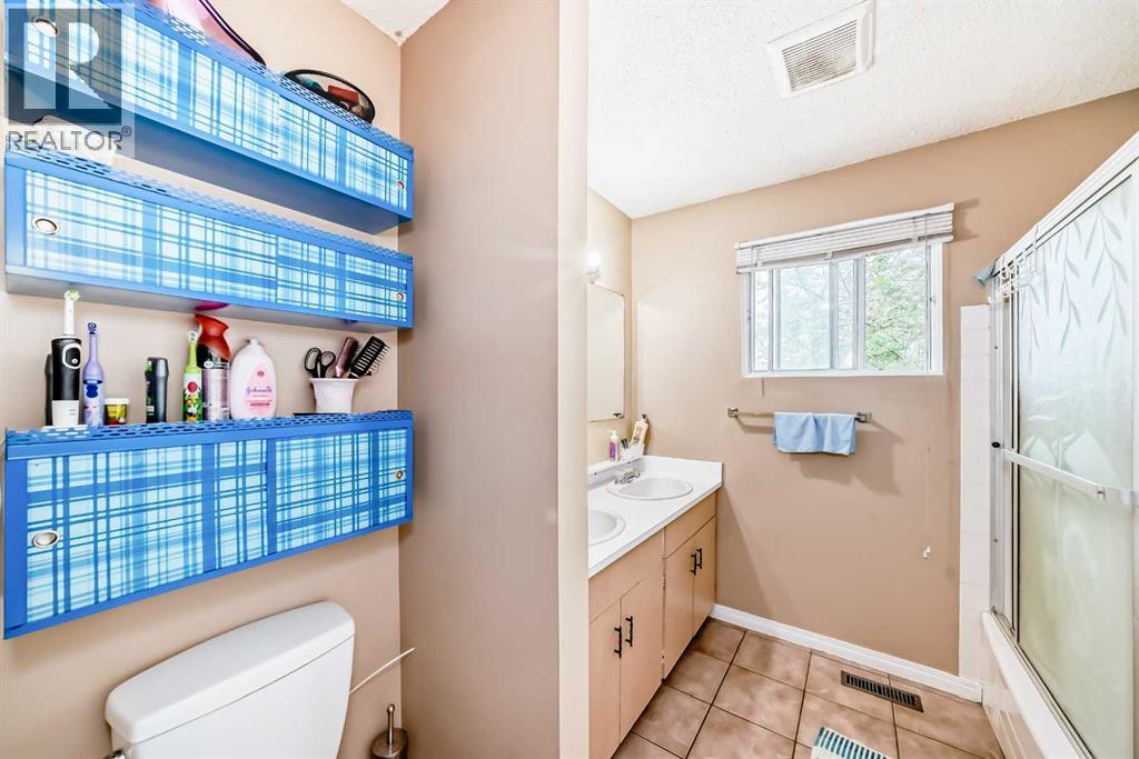 Single Family House for Sale in   Street NE Marlborough Calgary 
