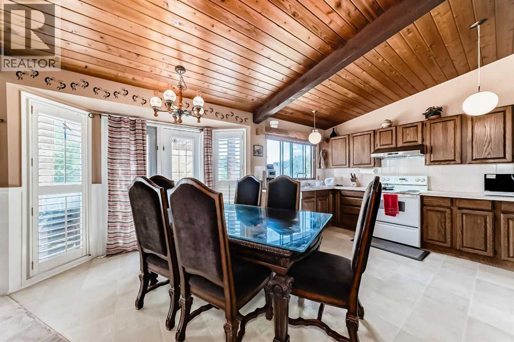 Single Family House Bungalow for Sale in  Templehill Bay NE Temple Calgary 