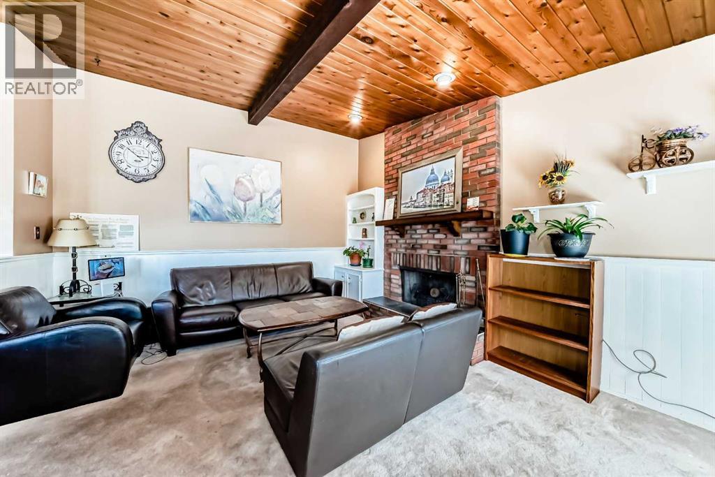 Single Family House Bungalow for Sale in  Templehill Bay NE Temple Calgary 