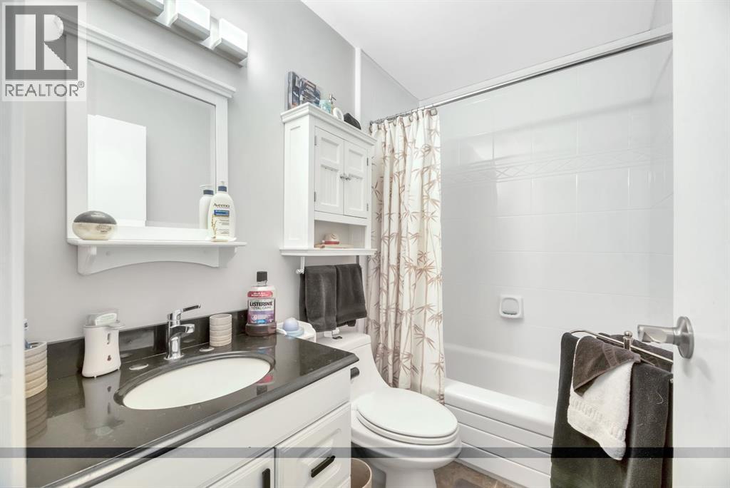 Single Family House for Sale in  Falsby Place NE Falconridge Calgary 