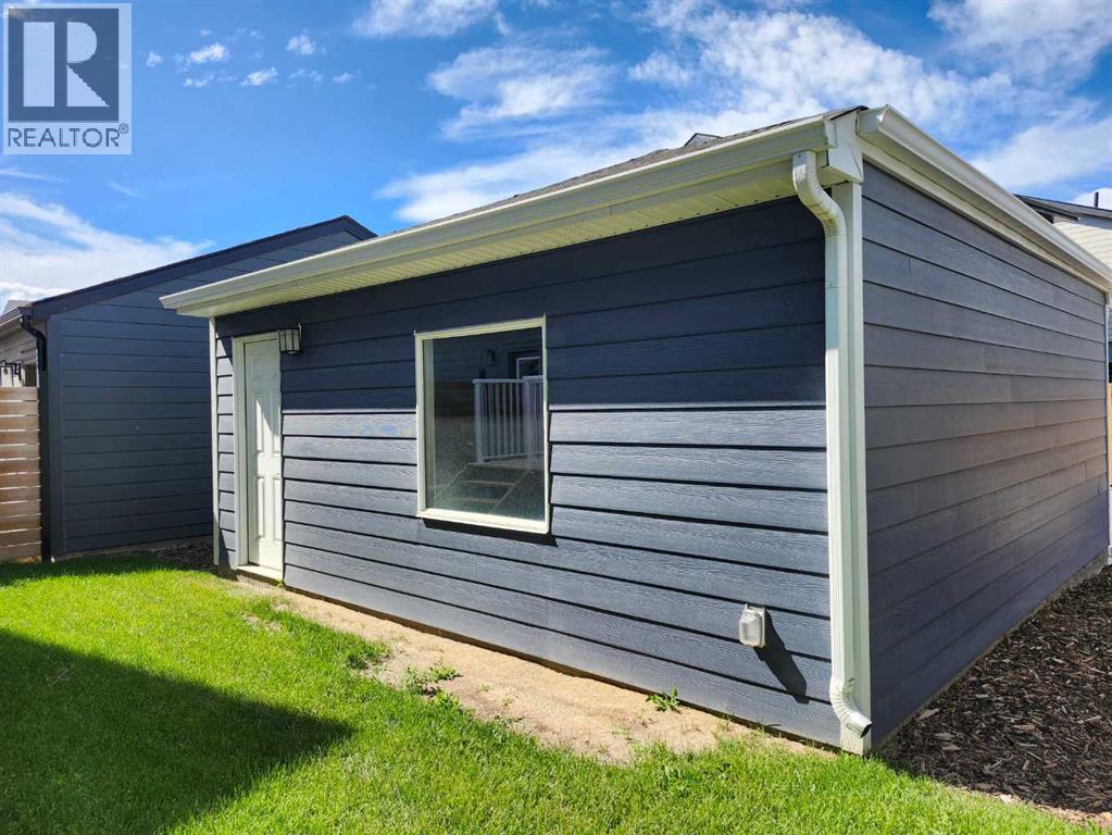 Single Family House for Sale in  Alpine Avenue SW Alpine Park Calgary 