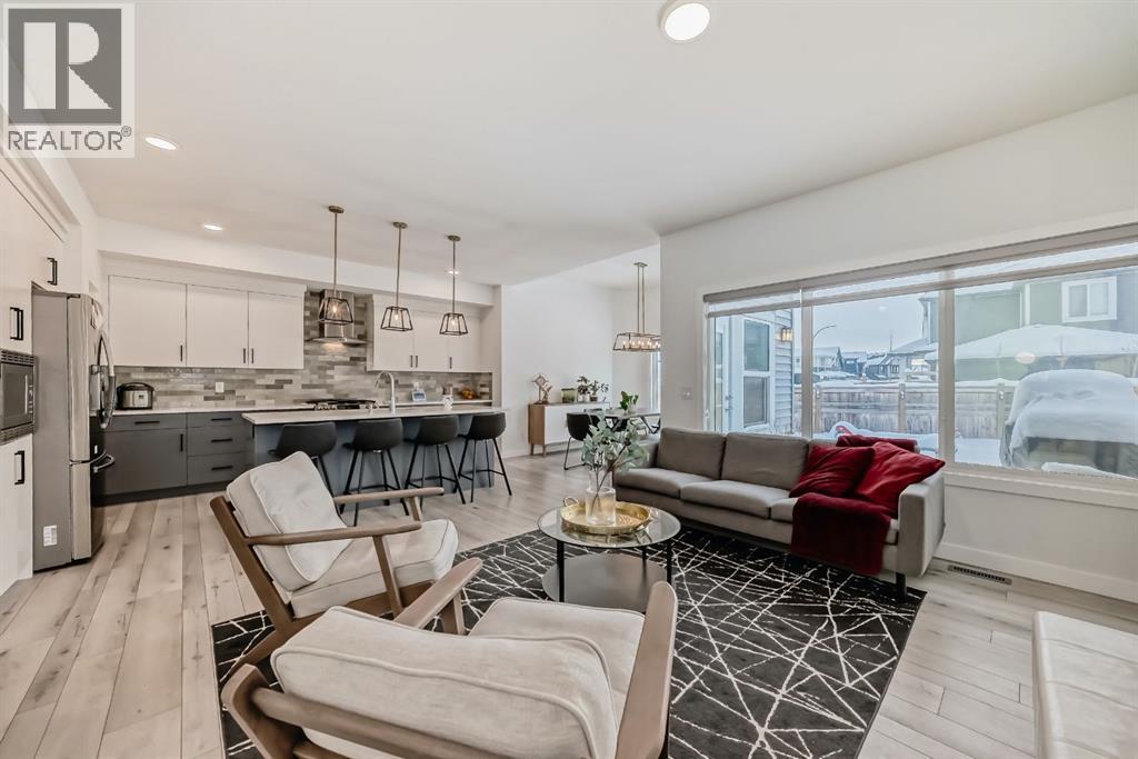 Photo 16 of 166 Creekstone Way Sw, Calgary AB