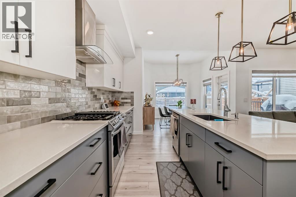 Photo 8 of 166 Creekstone Way Sw, Calgary AB