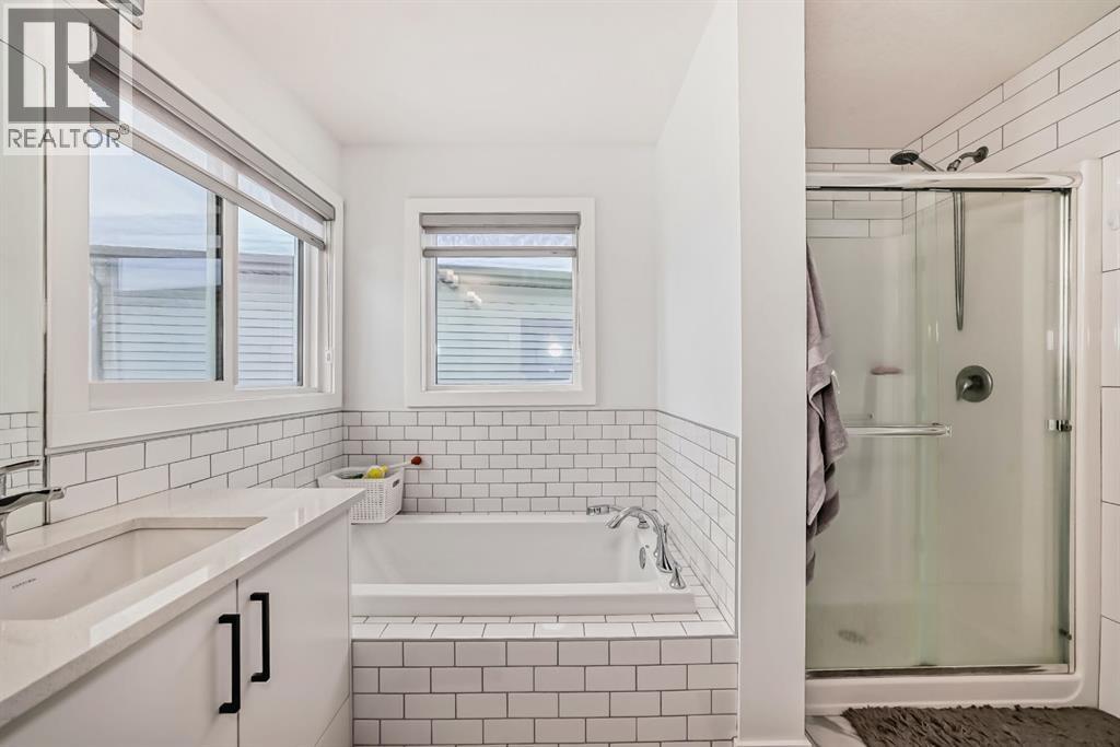 Photo 31 of 166 Creekstone Way Sw, Calgary AB