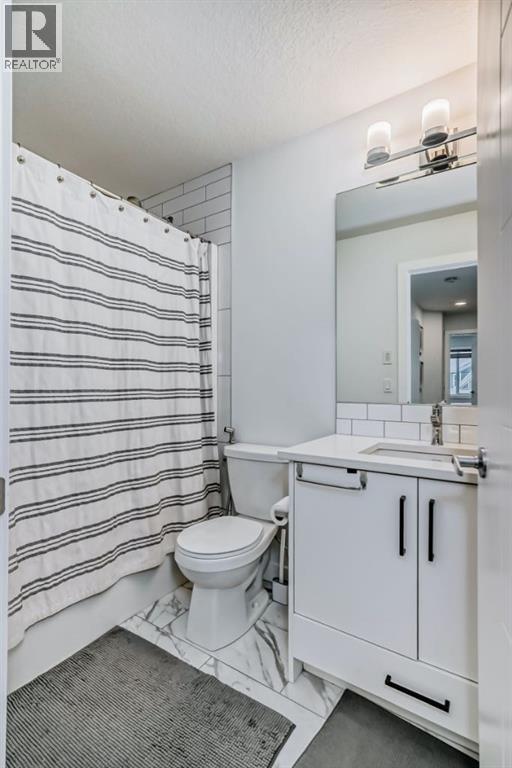Photo 41 of 166 Creekstone Way Sw, Calgary AB