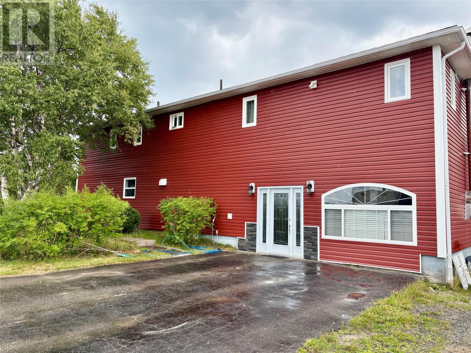 Photo 3 of 15 Squires Road, Eastport NL