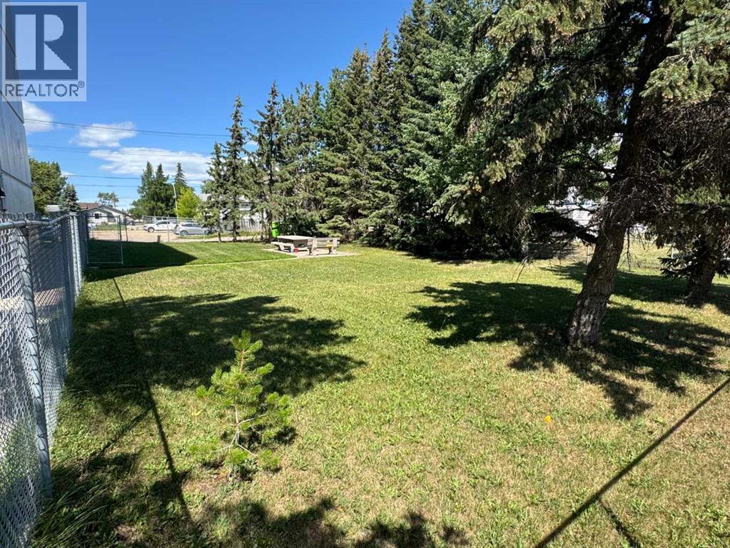 Photo 13 of 104 10230 106 Avenue, Grande Prairie AB