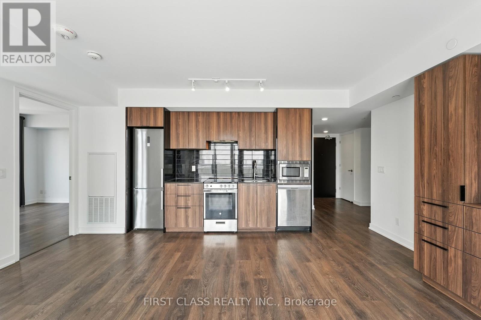 Photo 12 of 1802 501 Yonge Street, Toronto ON