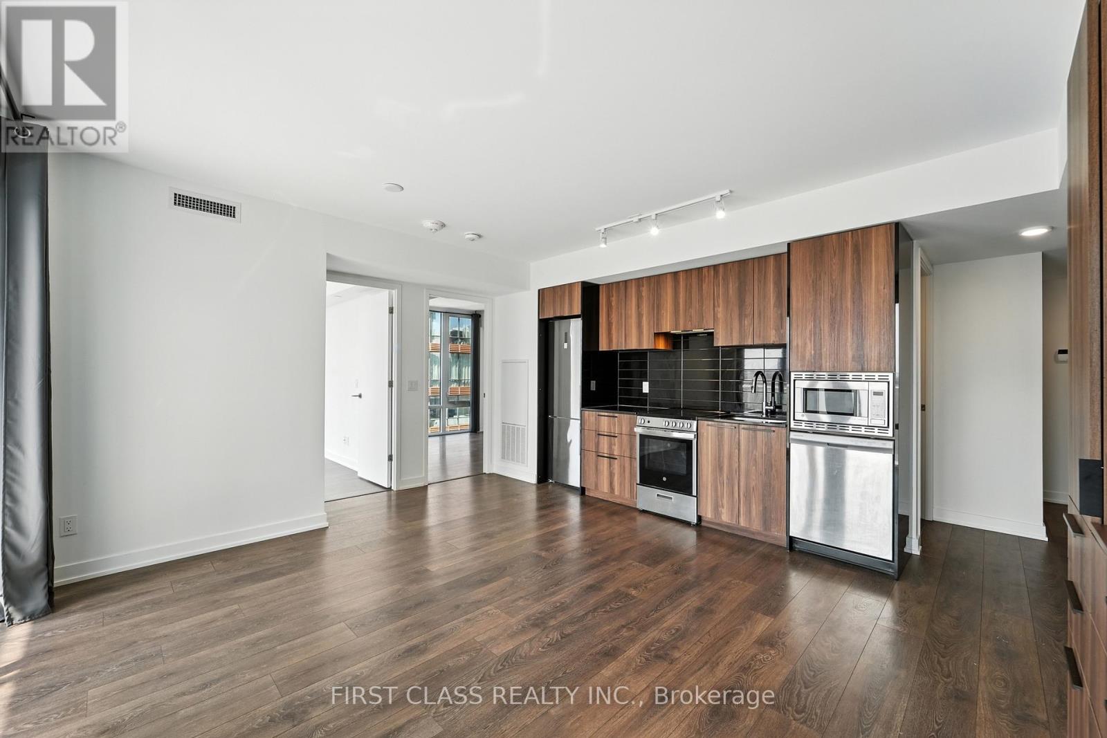 Photo 15 of 1802 501 Yonge Street, Toronto ON