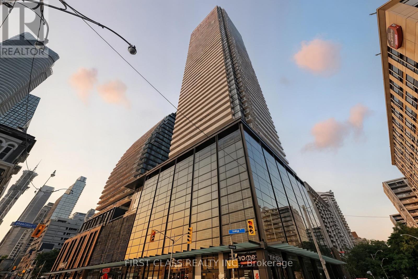 Photo 30 of 1802 501 Yonge Street, Toronto ON