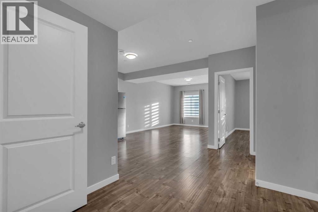 Photo 22 of 240 Lucas Crescent Nw, Calgary AB