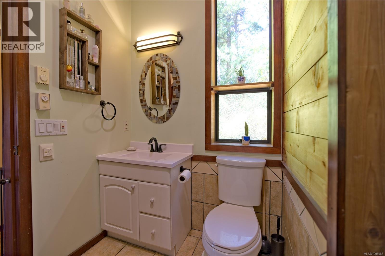 Photo 19 of 180 Lakefair Dr, Salt Spring BC