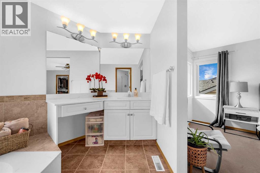 Single Family House for Sale in  Citadel Park NW Citadel Calgary 