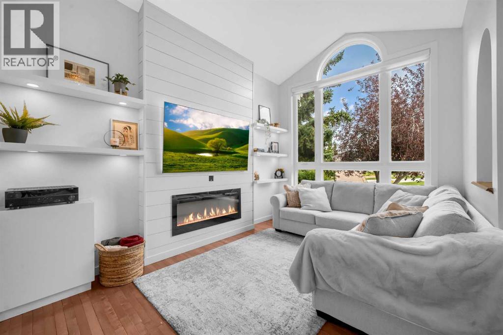 Single Family House for Sale in  Citadel Park NW Citadel Calgary 