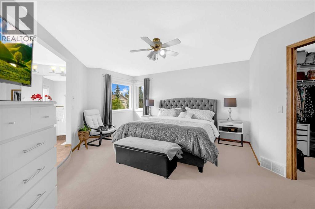 Single Family House for Sale in  Citadel Park NW Citadel Calgary 