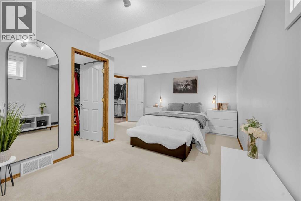 Single Family House for Sale in  Citadel Park NW Citadel Calgary 