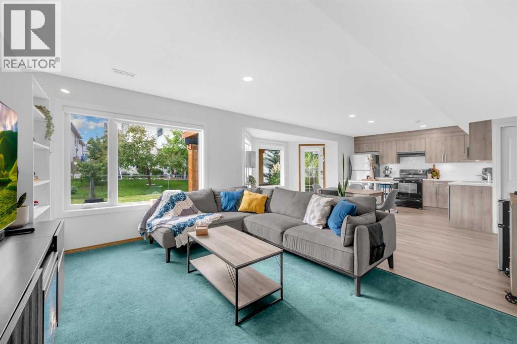 Single Family House for Sale in  Citadel Park NW Citadel Calgary 