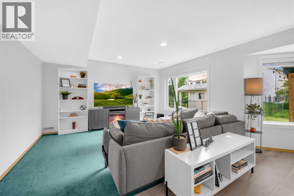 Single Family House for Sale in  Citadel Park NW Citadel Calgary 