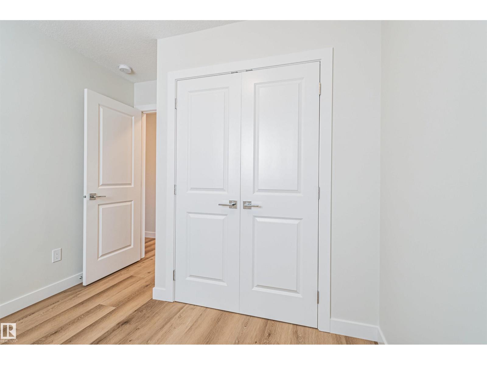 Photo 13 of 12125 88 St Nw, Edmonton AB