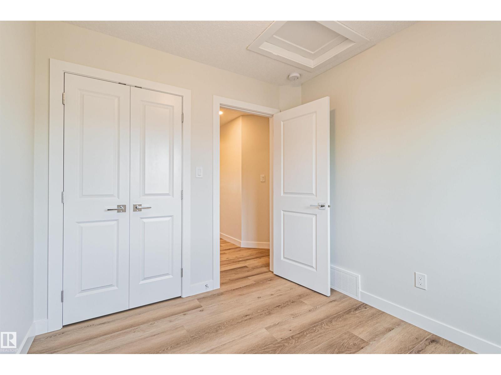 Photo 22 of 12125 88 St Nw, Edmonton AB