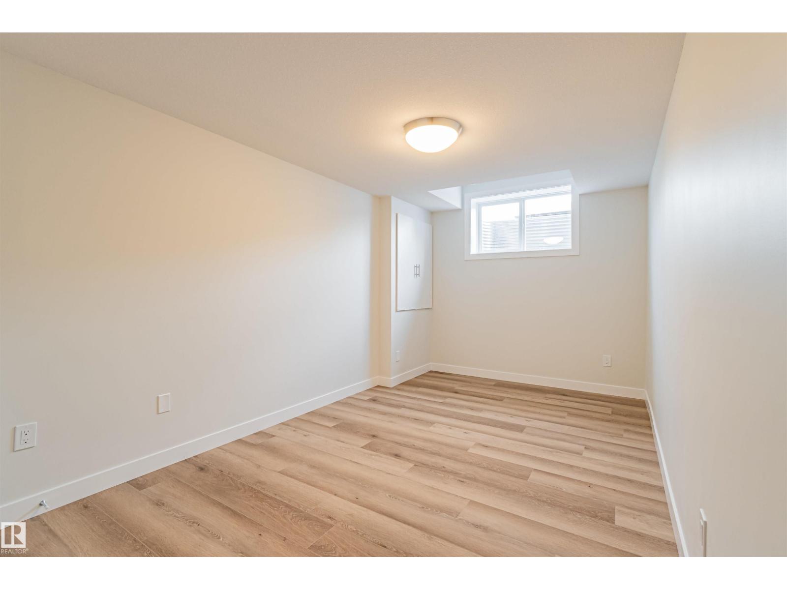 Photo 33 of 12125 88 St Nw, Edmonton AB