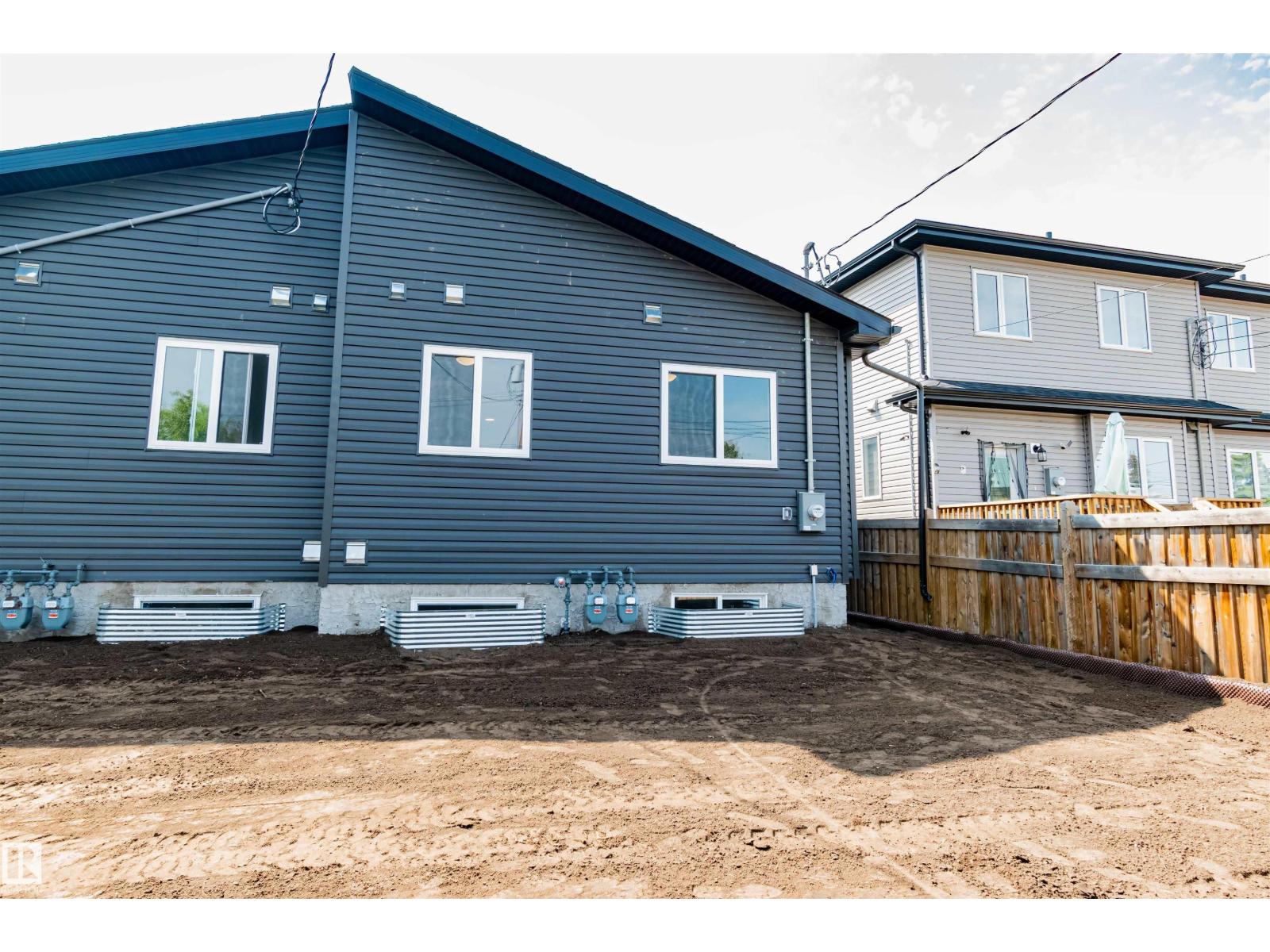 Photo 38 of 12125 88 St Nw, Edmonton AB