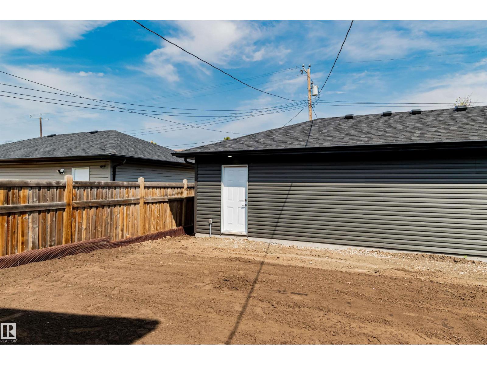 Photo 39 of 12125 88 St Nw, Edmonton AB