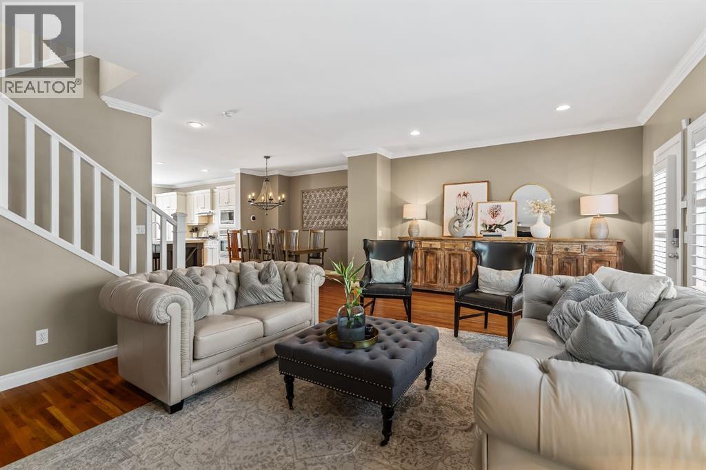 Single Family House for Sale in  Aspen Meadows Green SW Aspen Woods Calgary 