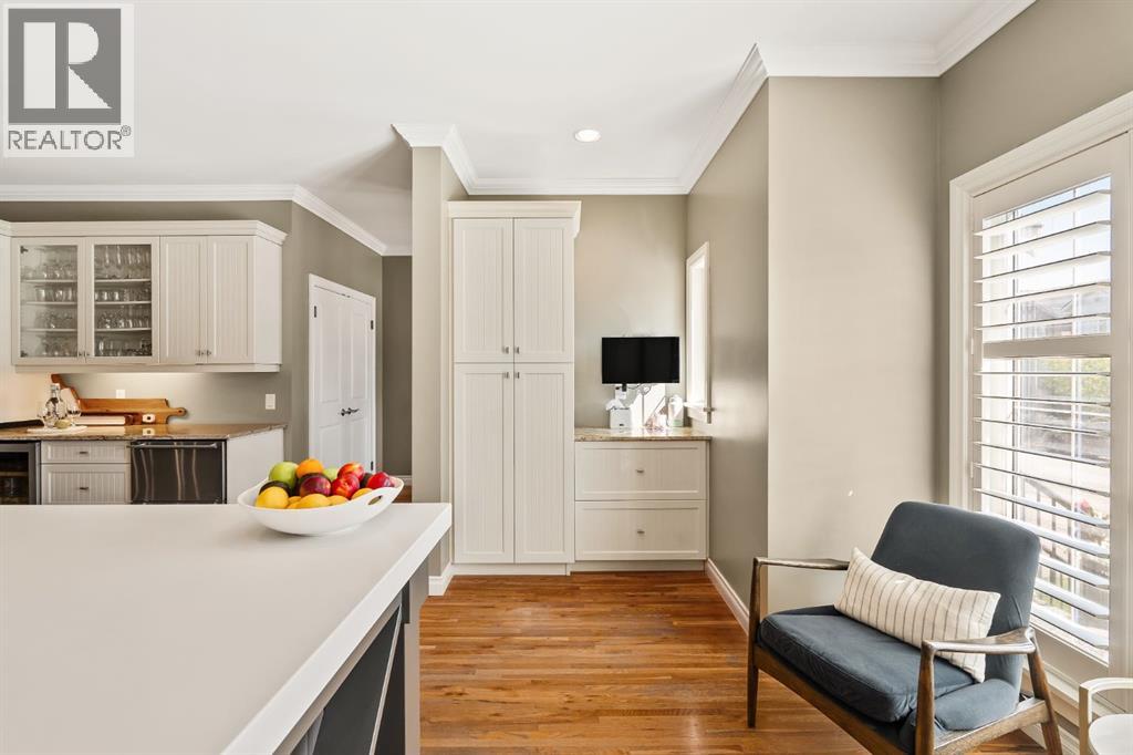 Single Family House for Sale in  Aspen Meadows Green SW Aspen Woods Calgary 